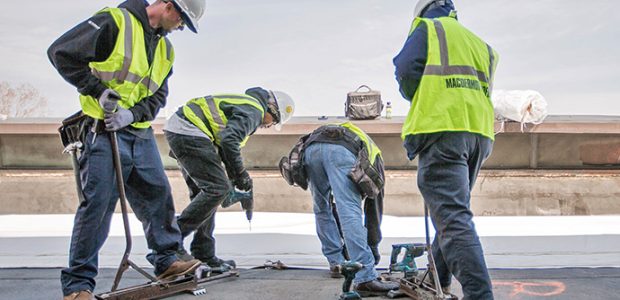 Experienced industrial and commercial roofing company serving businesses in the Detroit Metro Area.